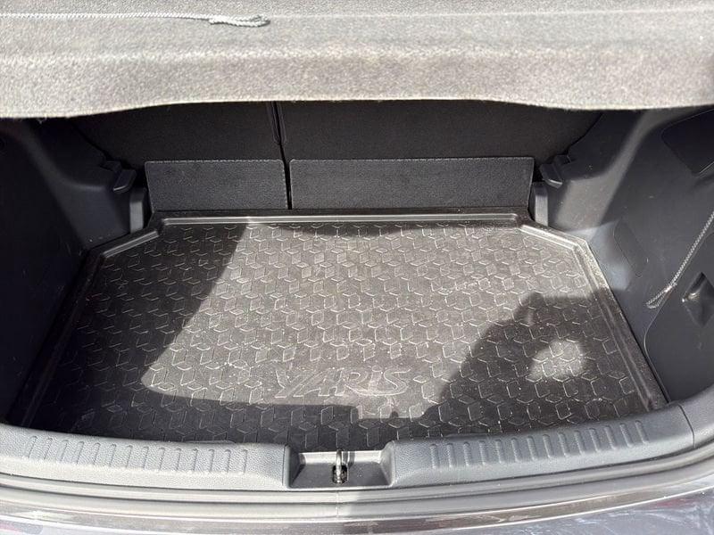 Toyota Yaris Yaris 1.5h Trend