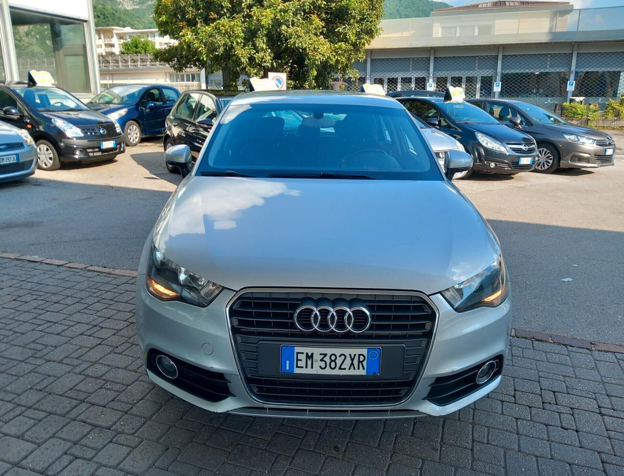 Audi A1 1.6 TDI S tronic SPB SLINE