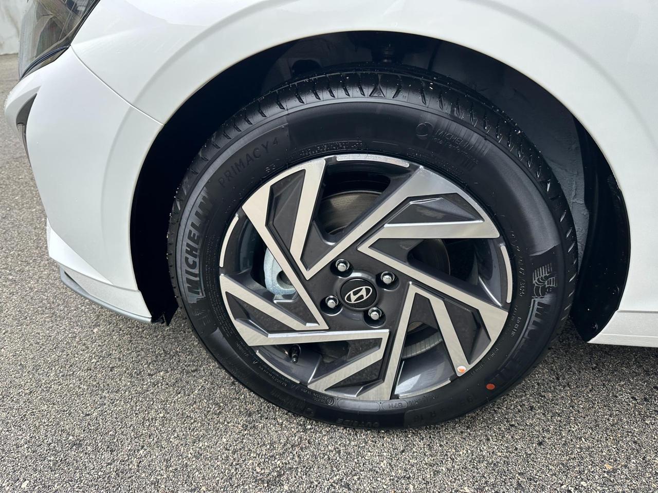 Hyundai i20 1.0 t-gdi Connectline 90cv dct