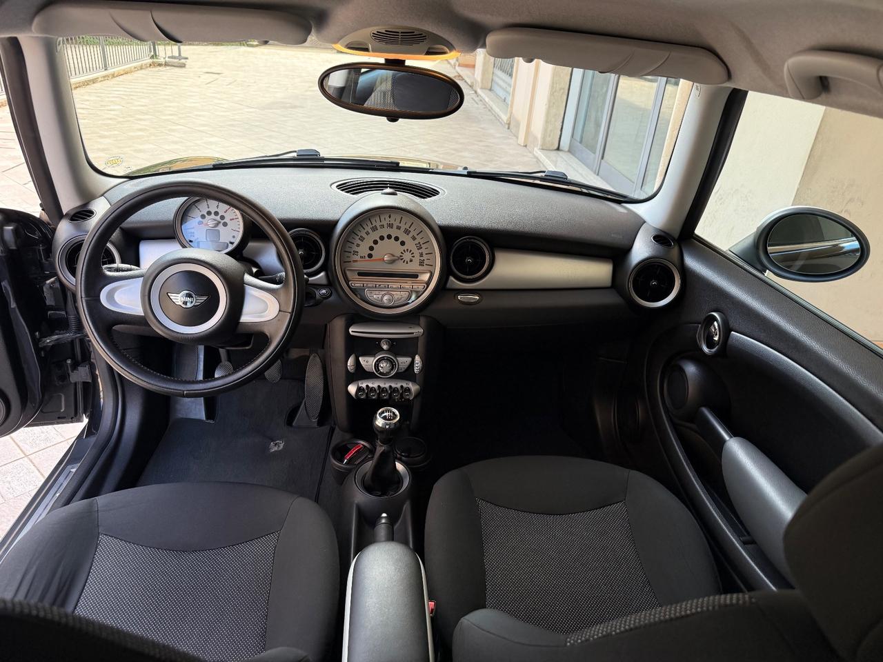 Mini 1.6 16V Cooper D