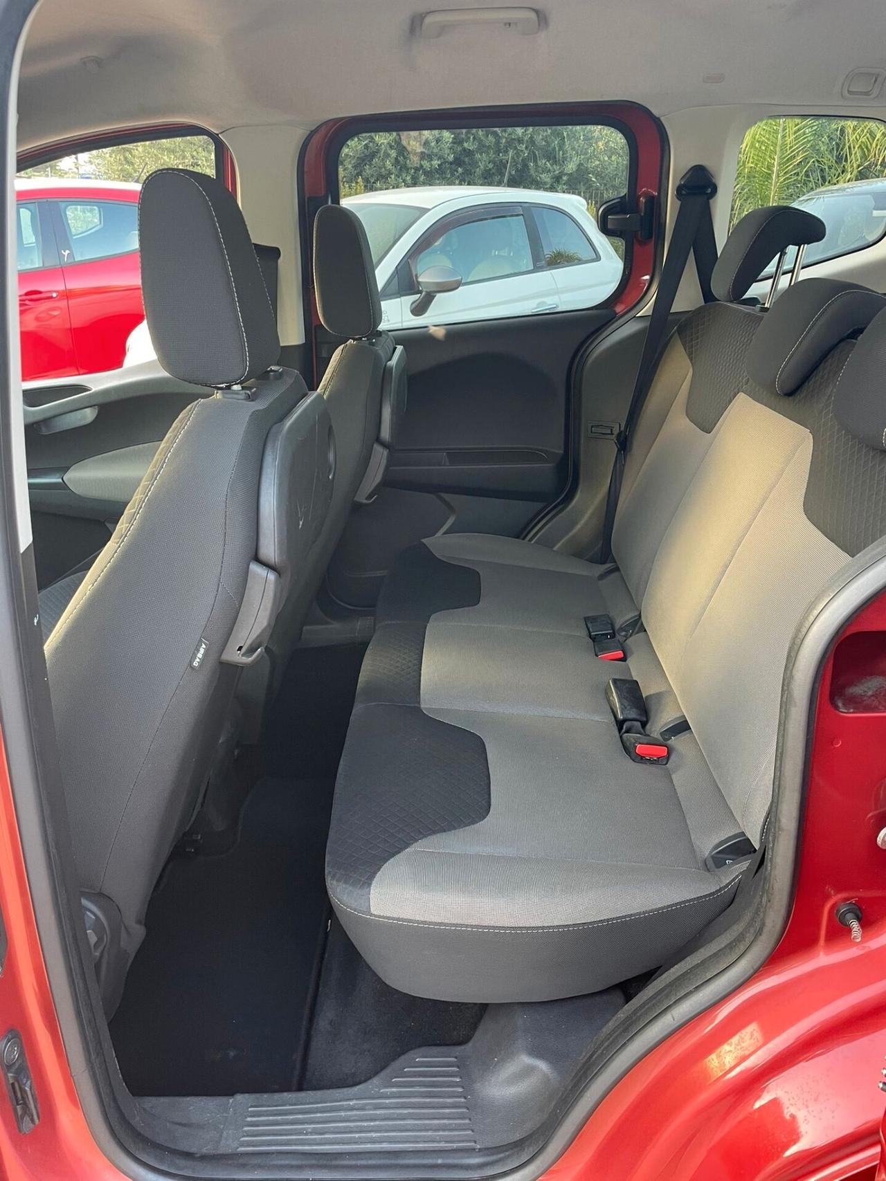 Ford Tourneo Courier 1.5 TDCI 75 CV Plus 5P 2015