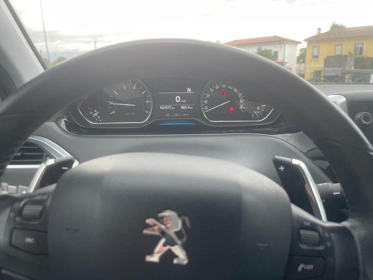 Peugeot 208 PureTech 82 ETG5 S&S 5 porte Allure