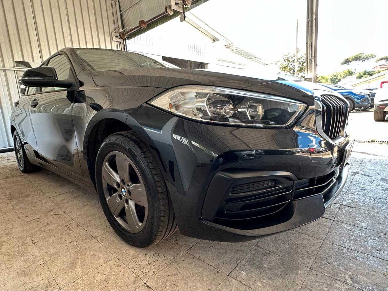 Bmw 116 116d 5p. Advantage auto