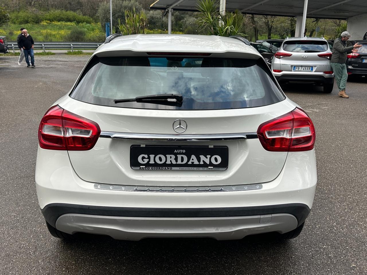Mercedes-benz GLA 180 d Premium automatico