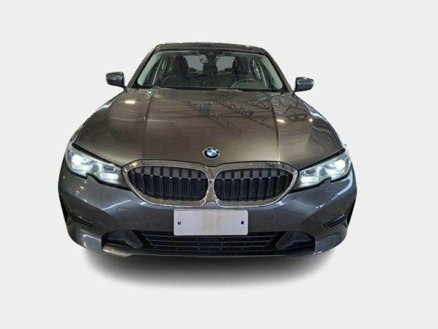 BMW 320 d xDrive Business Advantage