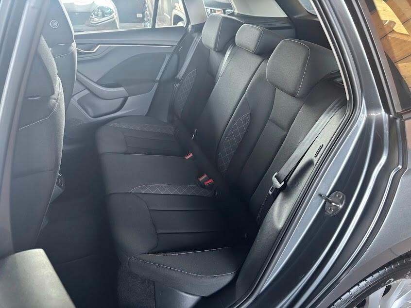 Skoda Kamiq 1.0 TSI 110 CV DSG Ambition Neopatentati