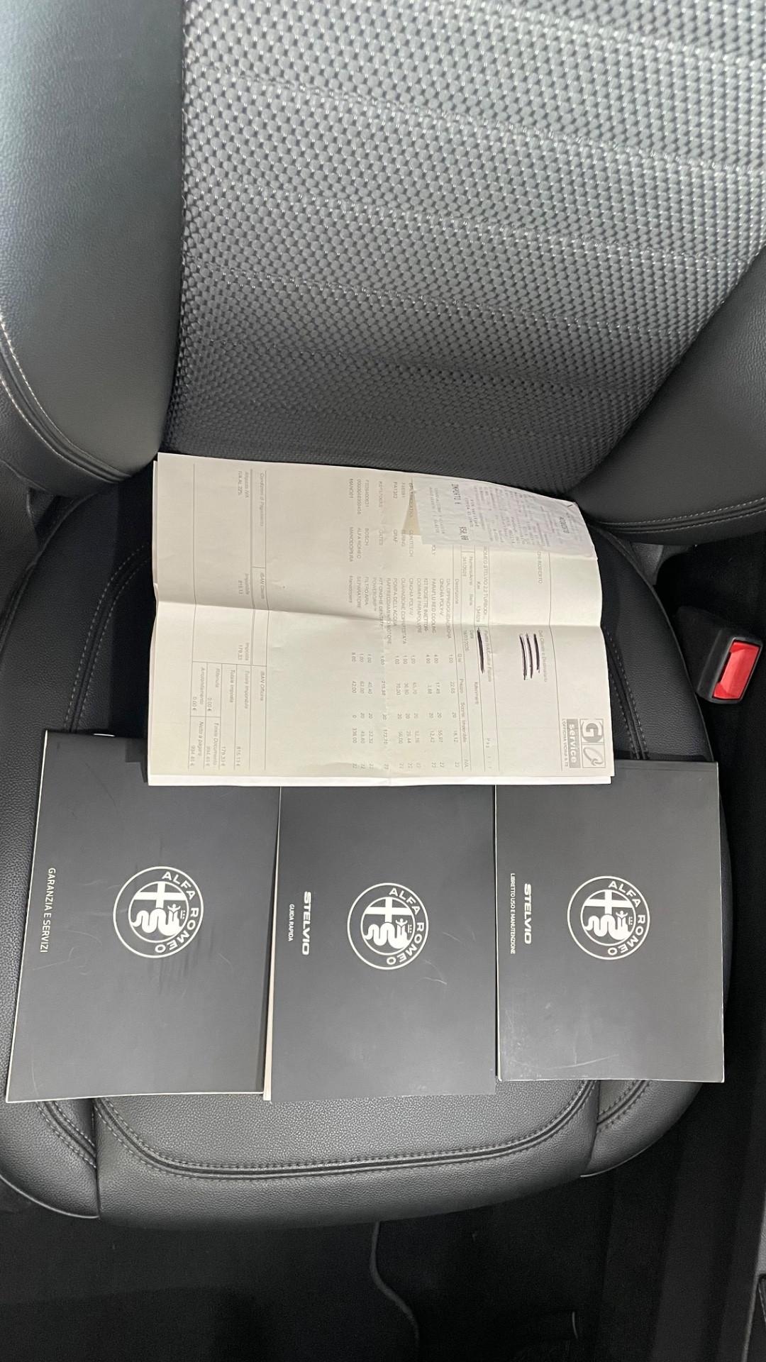 Alfa Romeo Stelvio 2.2 Turbodiesel 180 CV AT8 RWD Executive
