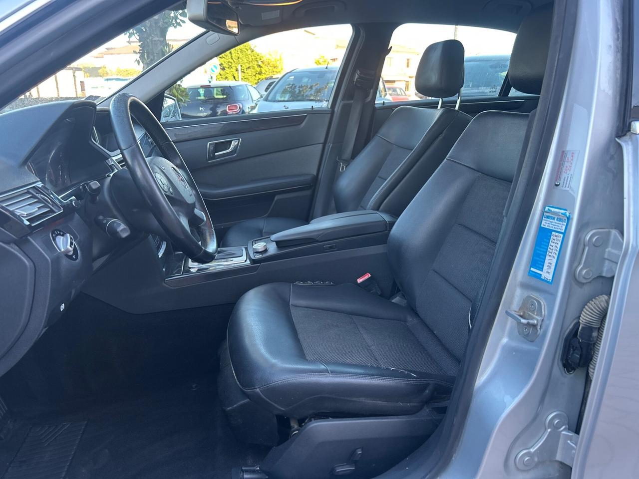 Mercedes-benz E 250 E 250 CDI BlueEFFICIENCY Avantgarde AMG
