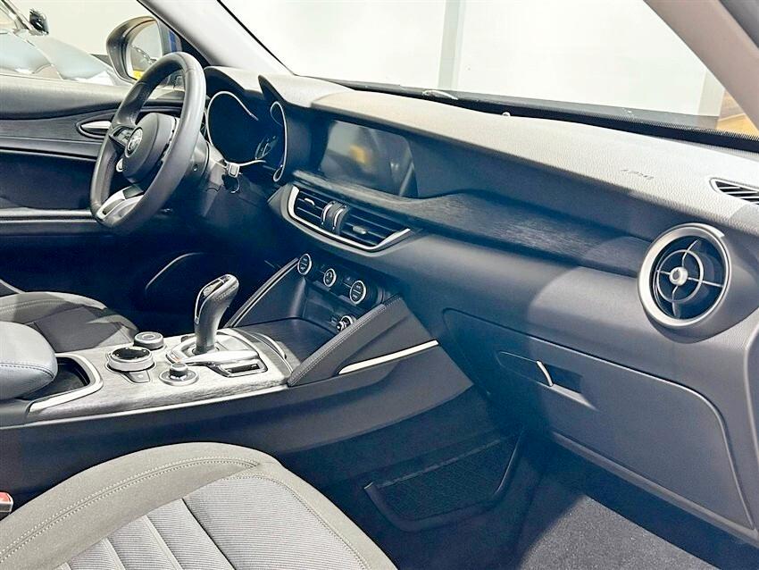 Alfa Romeo Stelvio 2.2 Turbodiesel 190 CV AT8 Q4 Business