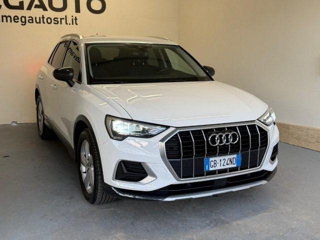 AUDI Q3 35 TDI S tronic Business