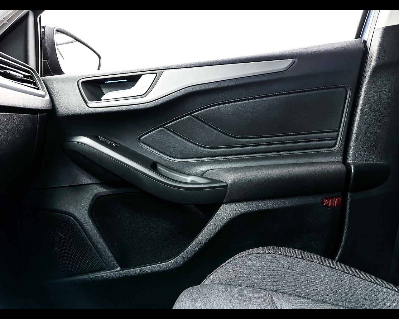 FORD Focus 1.0 EcoBoost 125 CV 5p. Active