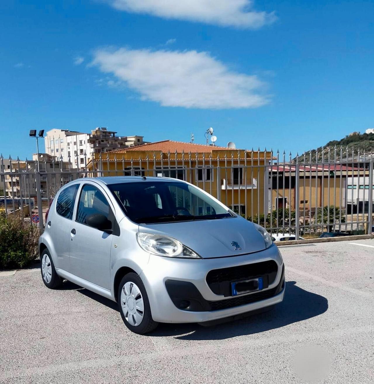 Peugeot 107 1.0 68CV 5p. Superga