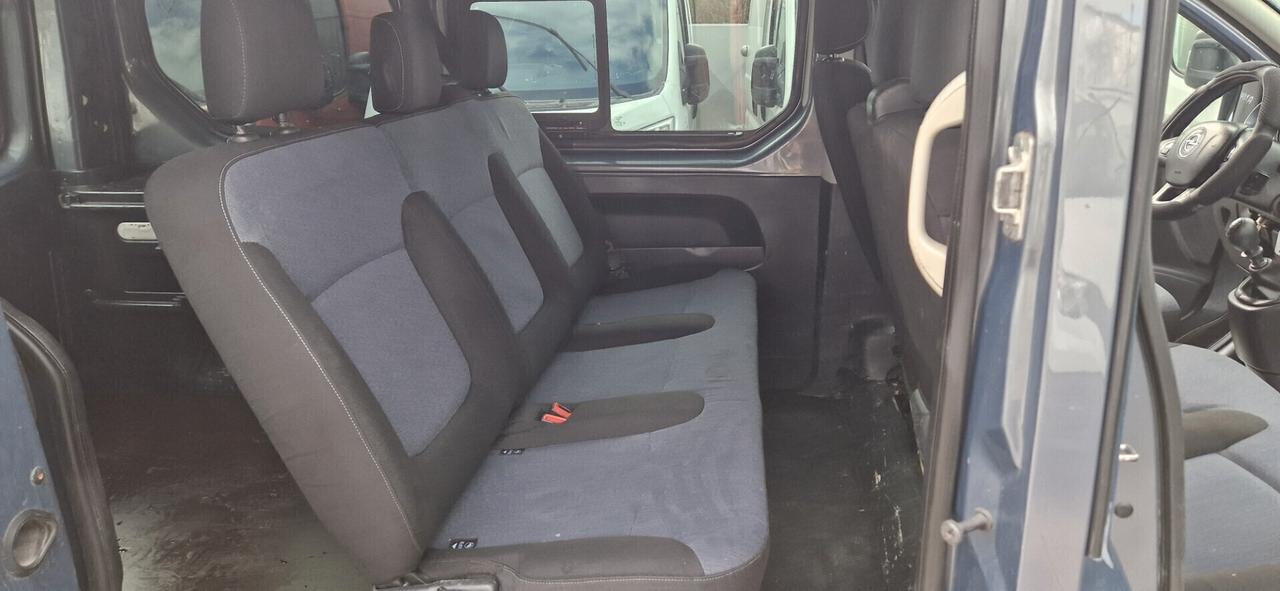 Opel Vivaro 6 POSTI 1.6 MJT 120 CV- AUTOCARRO