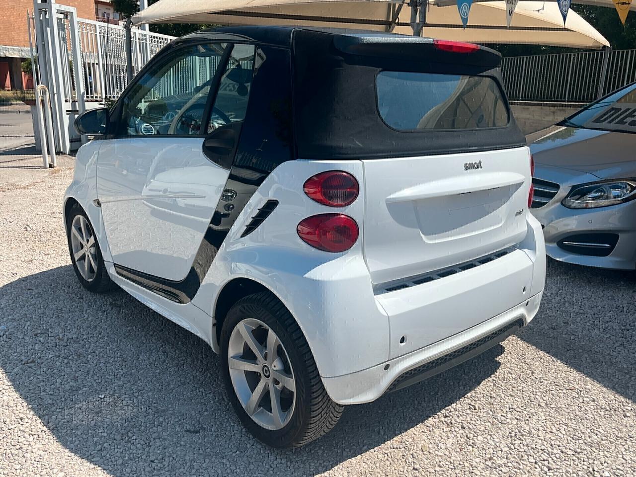 Smart ForTwo 1000 52 kW MHD CABRIO PASSION 2014