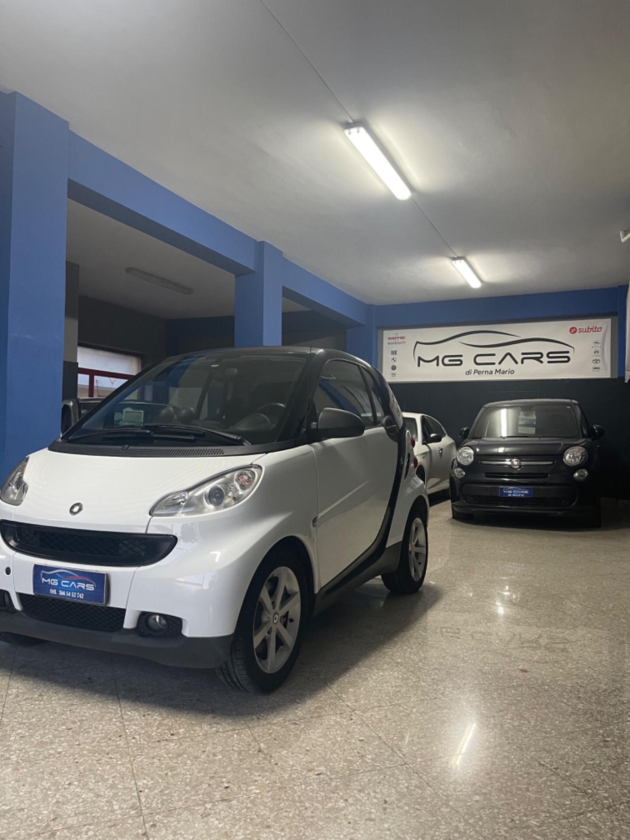 Smart ForTwo 800 33 kW coupé pure cdi