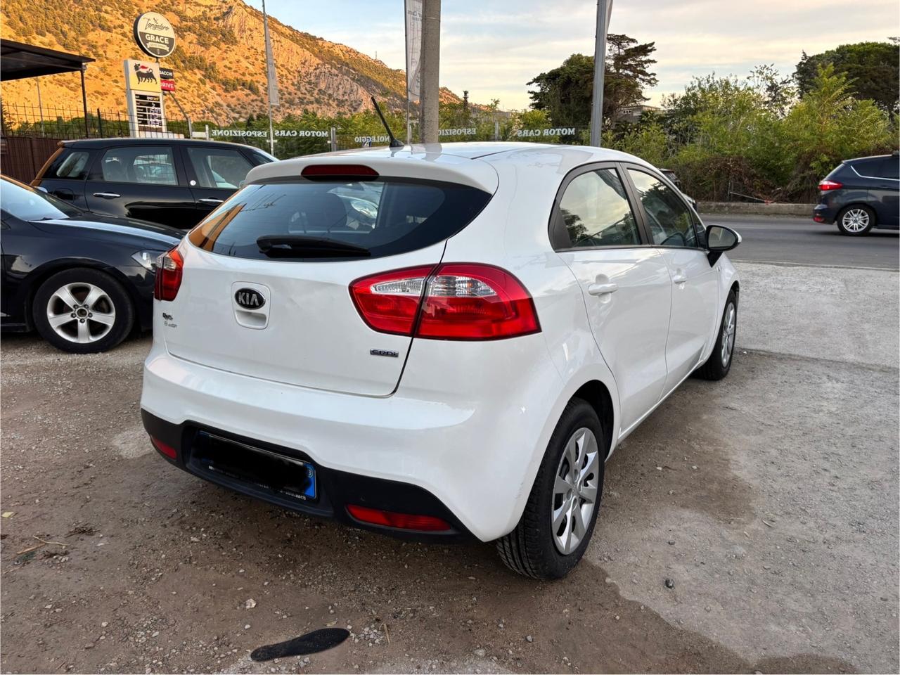 Kia Rio 1.4 CRDi 5p. Cool