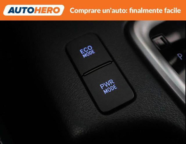 TOYOTA Hilux 2.8 D A/T 4WD 4 porte Double Cab Executive