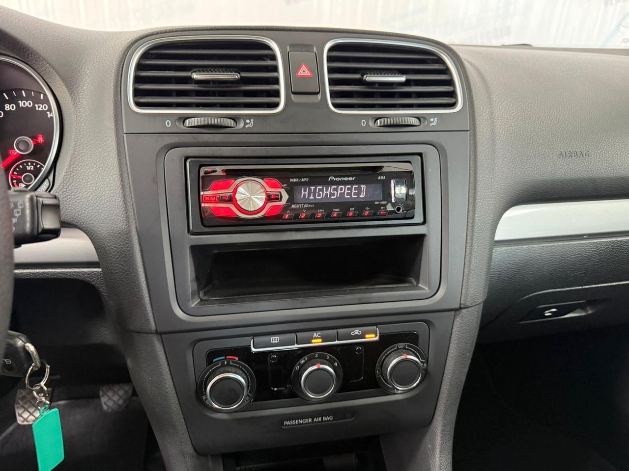 Volkswagen Golf 1.6 Tdi 105cv 5P Comfortline