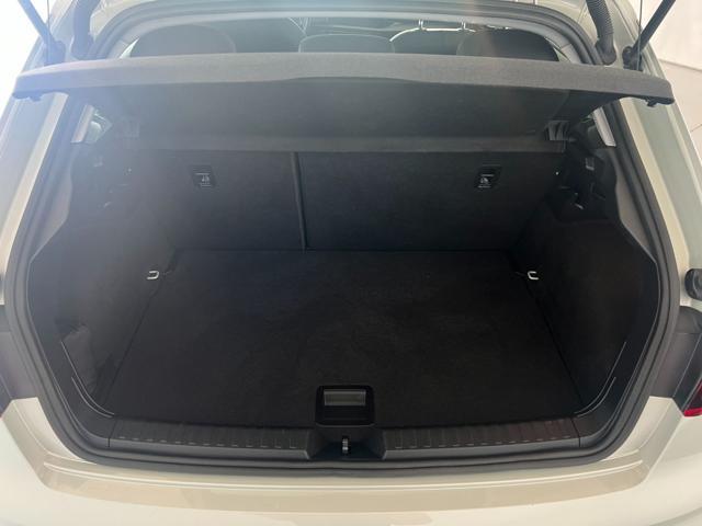 AUDI A1 allstreet citycarver 35 TFSI S tronic ADMIRED