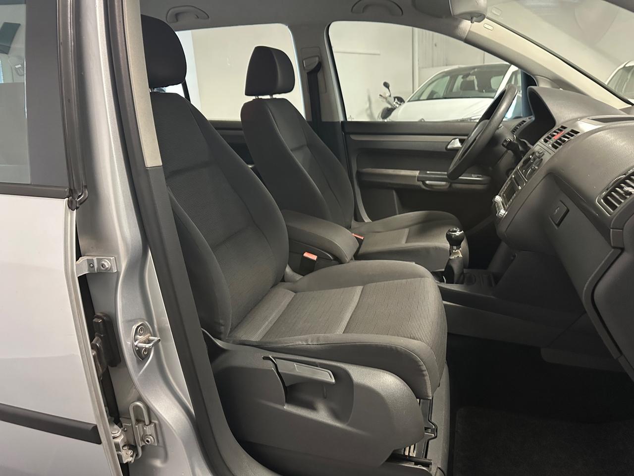 VOLKSWAGEN TOURAN 1.9 TDI 105CV 7 POSTI MANUALE