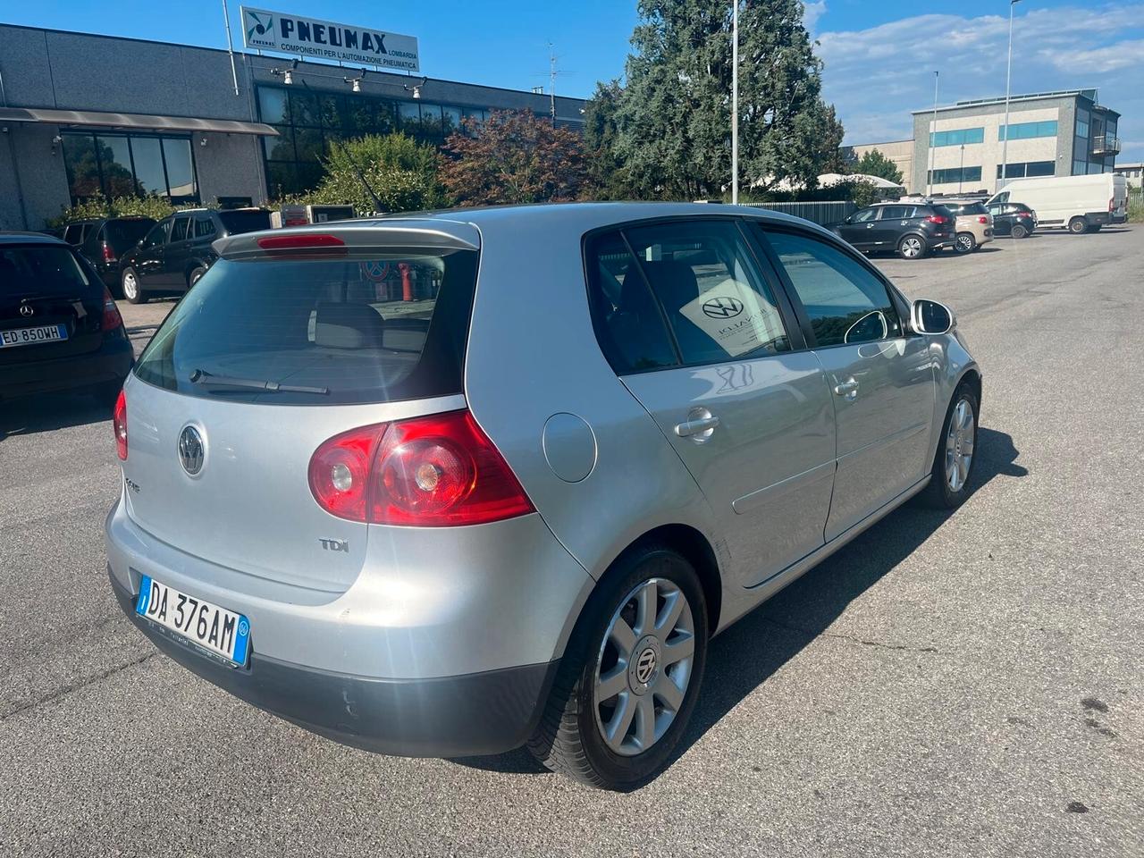 Volkswagen Golf 1.9 TDI 5p