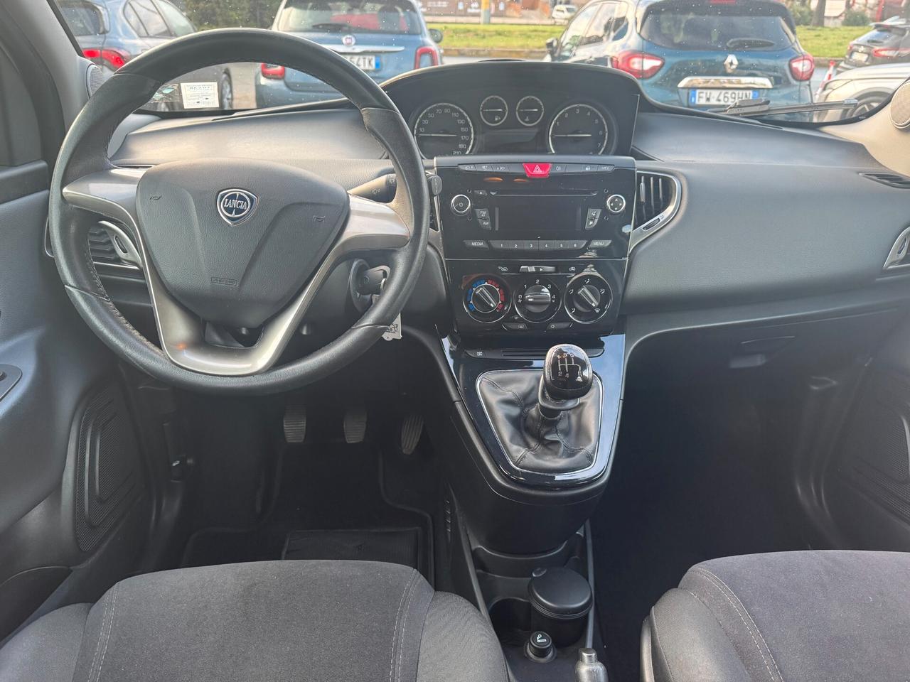 Lancia Ypsilon 1.2 69 CV 5P Gold 2014