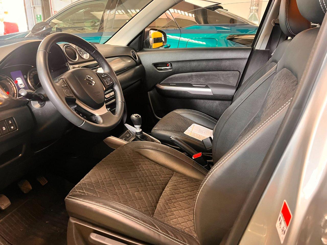 Suzuki Vitara 1.4 Boosterjet hybrid Top