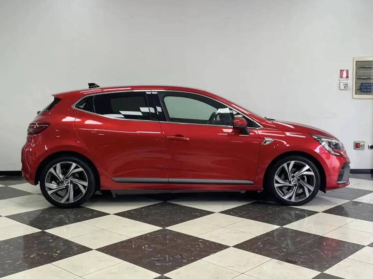 Renault Clio Full Hybrid E-Tech 140 CV 5 porte R.S. Line