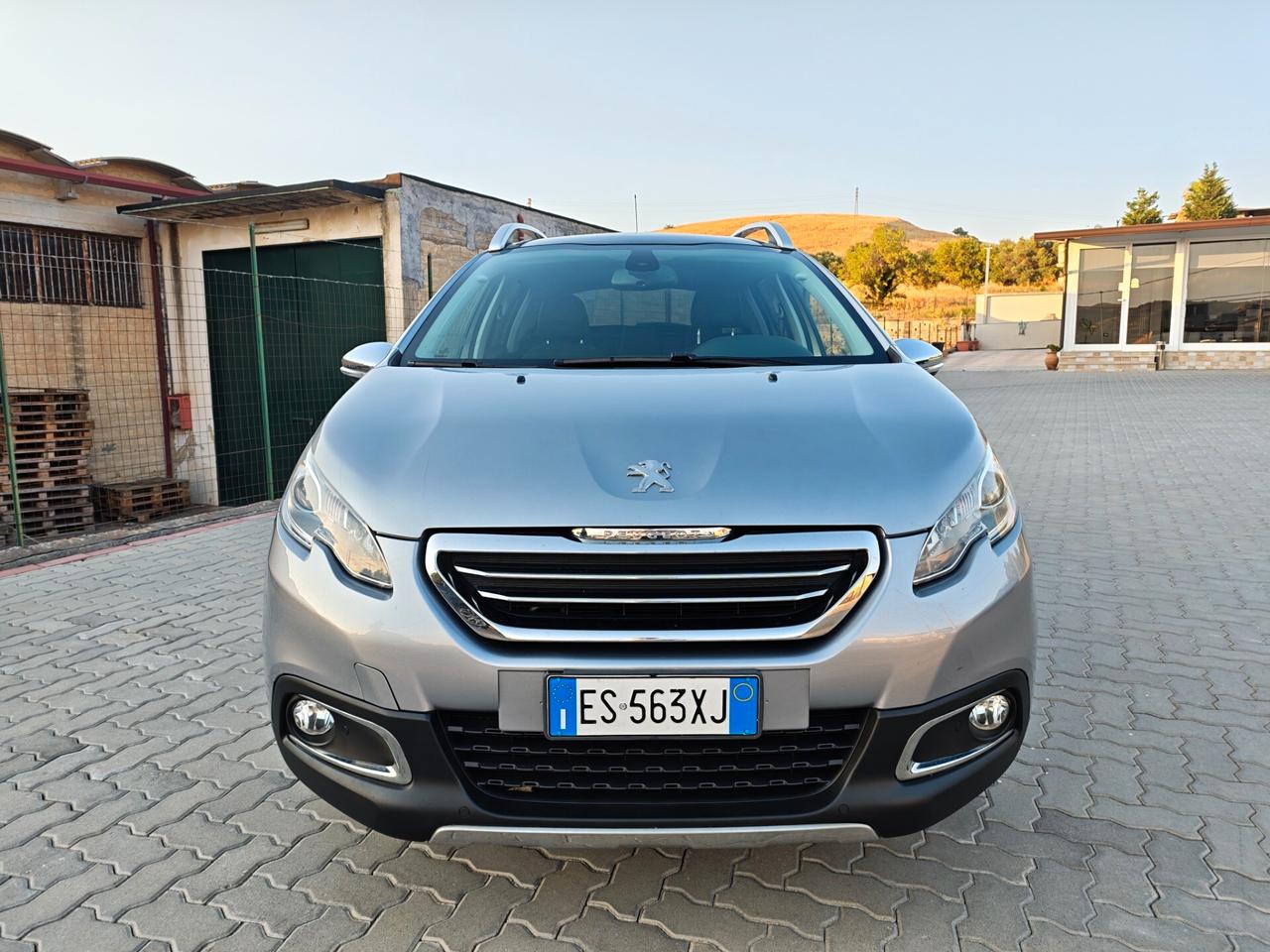 Peugeot 2008 1.6 e-HDi 115 CV Stop&Start Allure