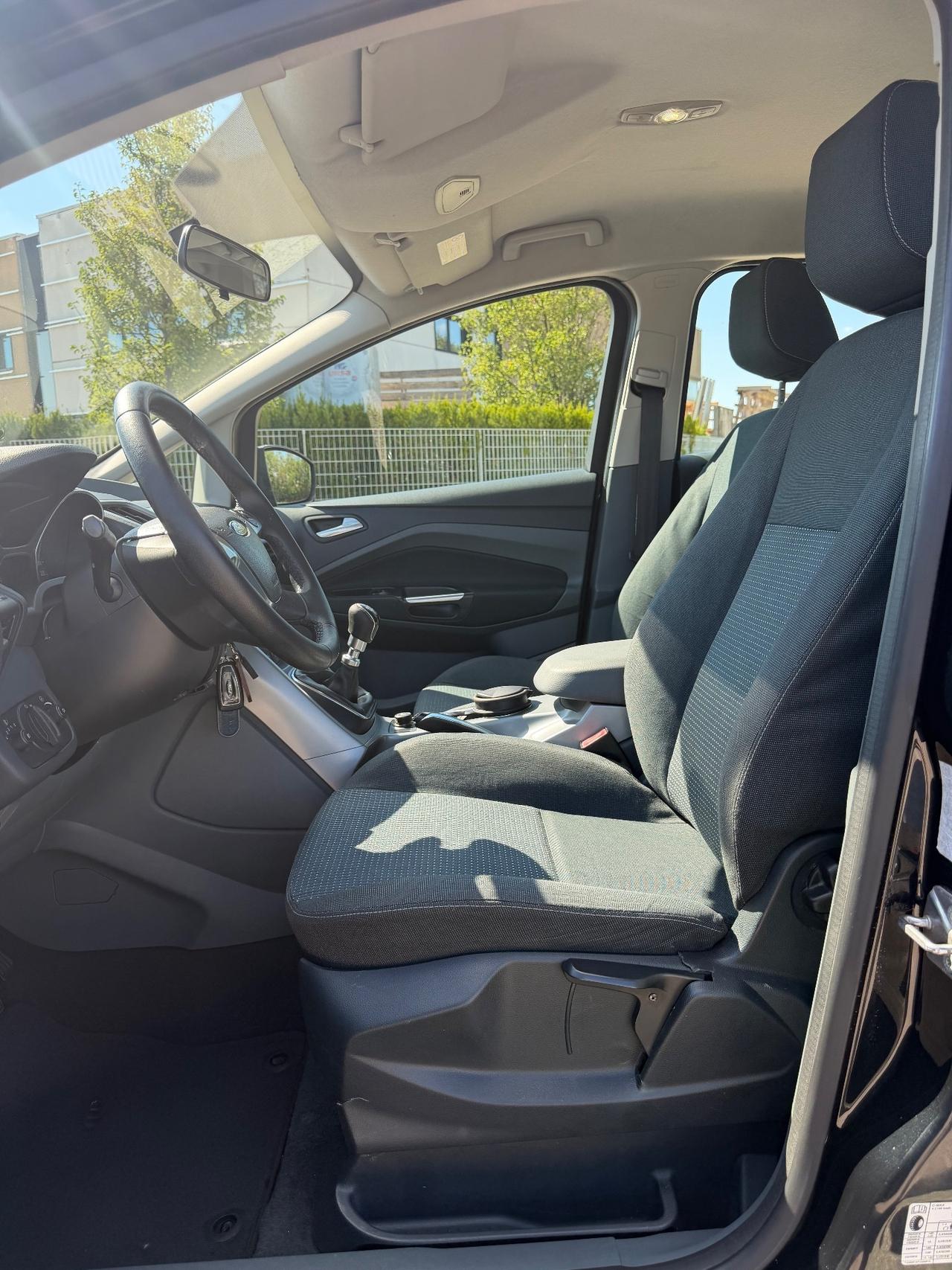 Ford C-Max .