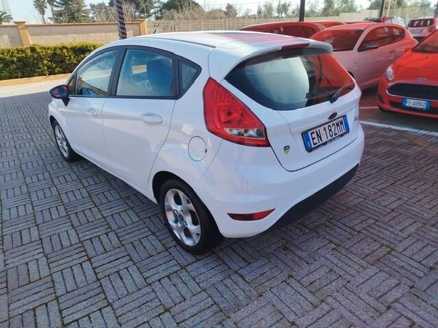 Ford Fiesta 1.4 BENZ/ GPL DI SERIE