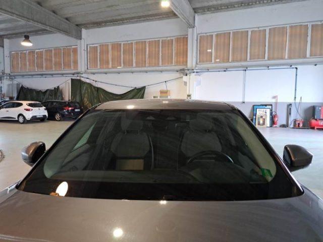 LAND ROVER Range Rover Velar 2.0D I4 204 CV