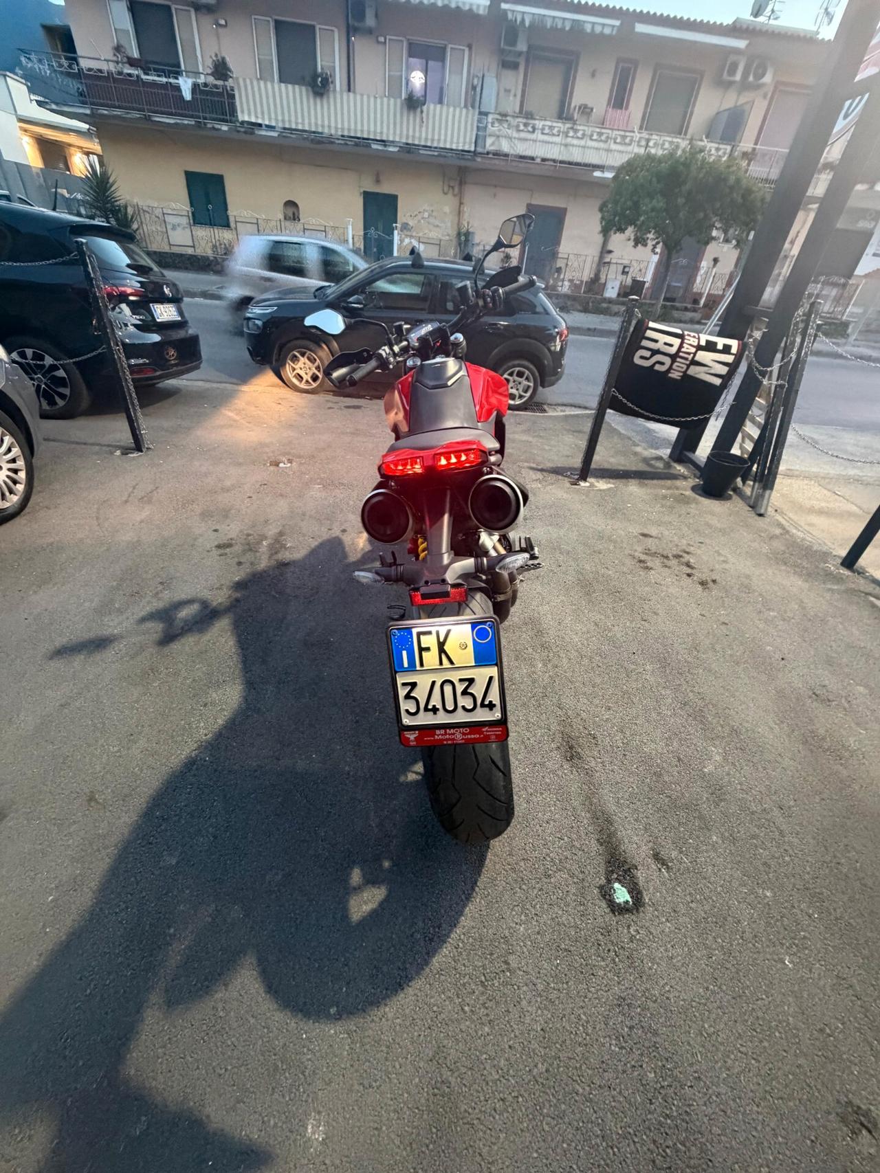 Ducati Hypermotard 950