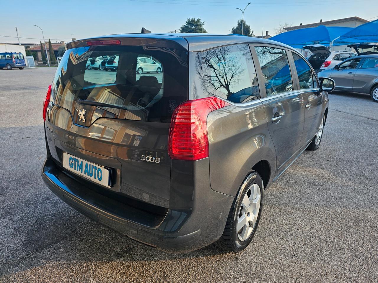 Peugeot 5008 1.6 HDi 112CV Access