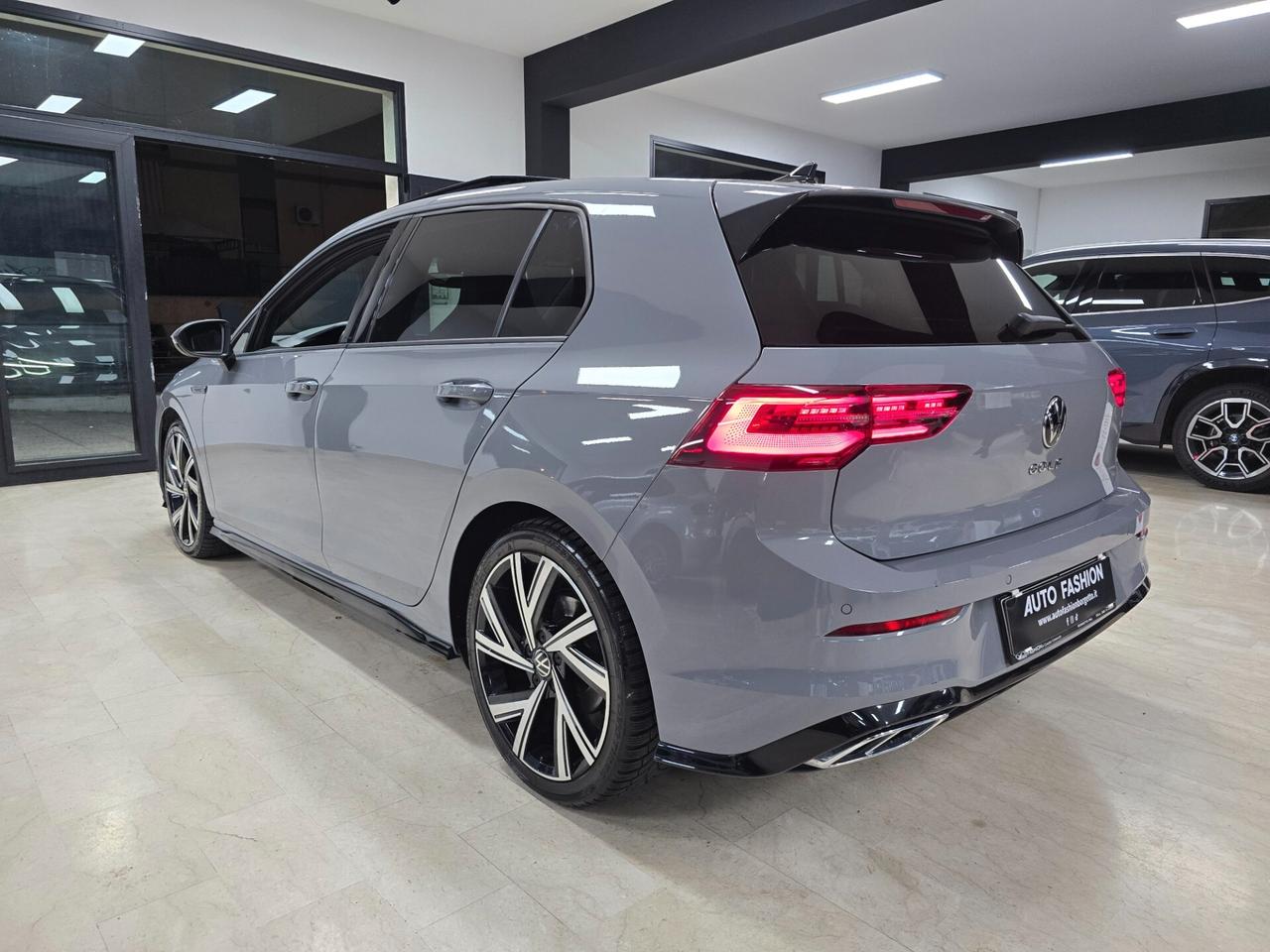 Volkswagen Golf 2.0 TDI 150 CV DSG SCR R-Line (Tetto panorama)