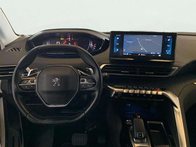 PEUGEOT 5008 BlueHDi 130 S&S EAT8 Allure