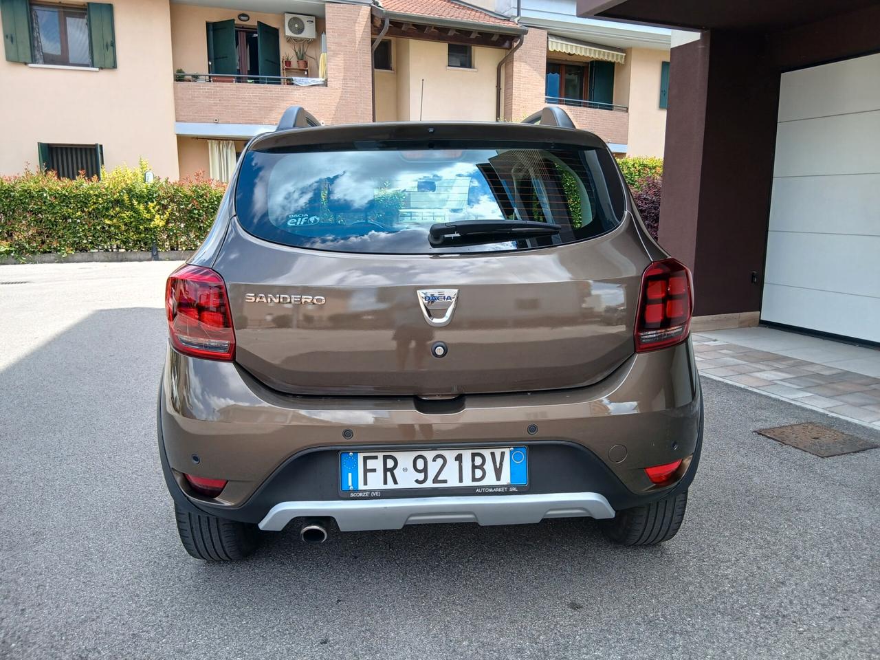 Dacia Sandero Stepway 0.9 TCe 12V TurboGPL 90CV tua a € 164 mese