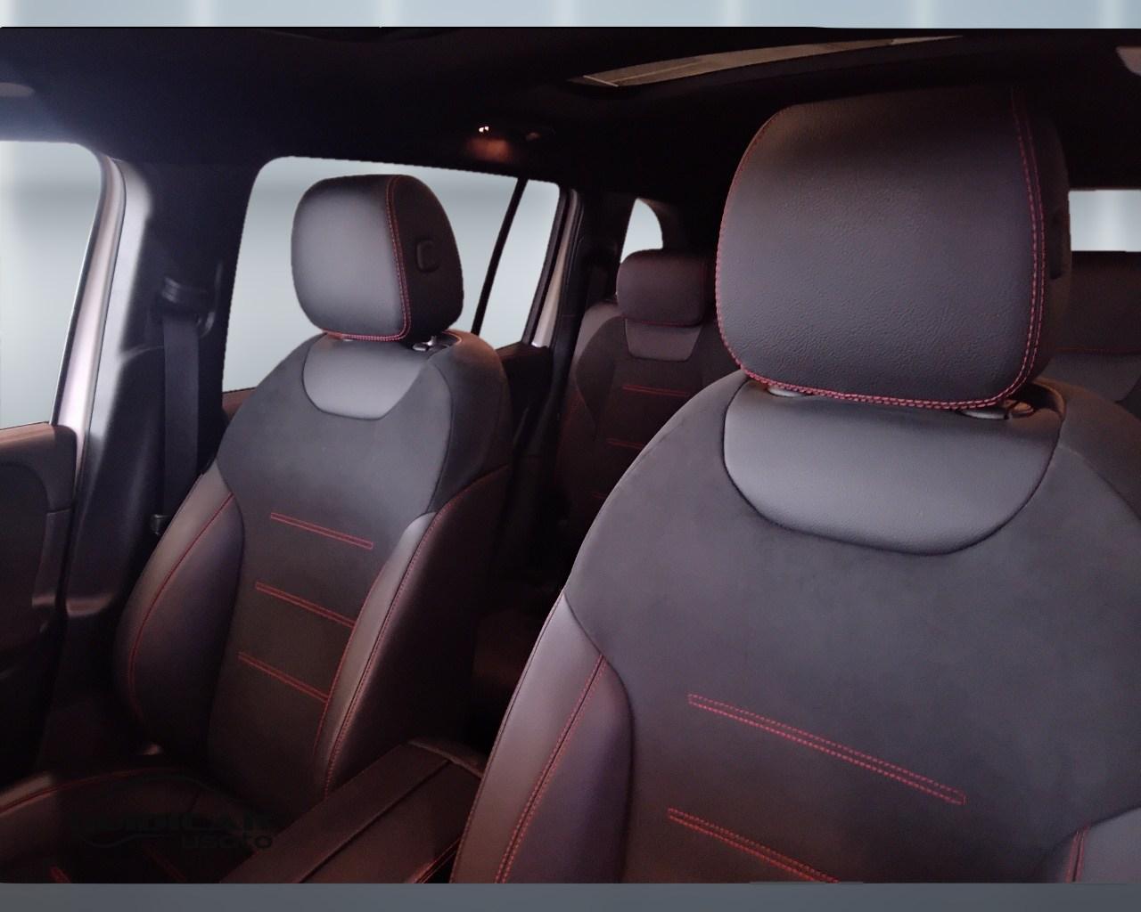 Mercedes-Benz GLB - X247 2019 - GLB 200 d Premium auto 7p.ti
