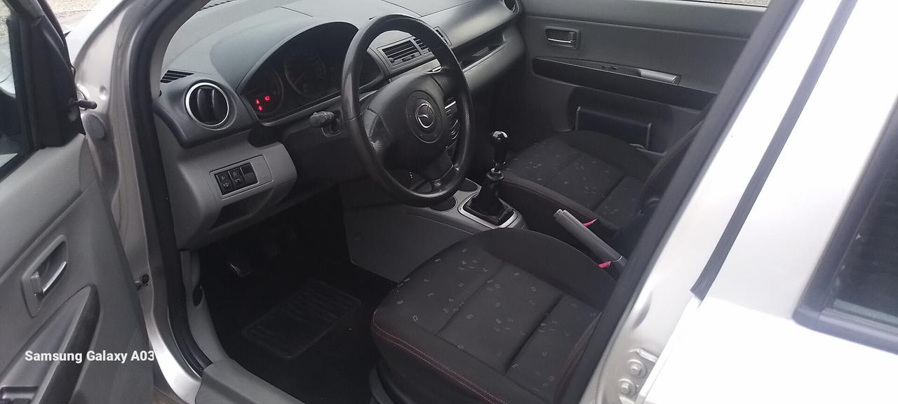 Mazda 2 1.200 Benz. UNICO PROPRIETARIO !!