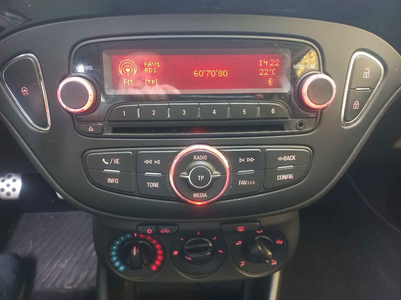 Opel Corsa 1.2 Coupé b-Color