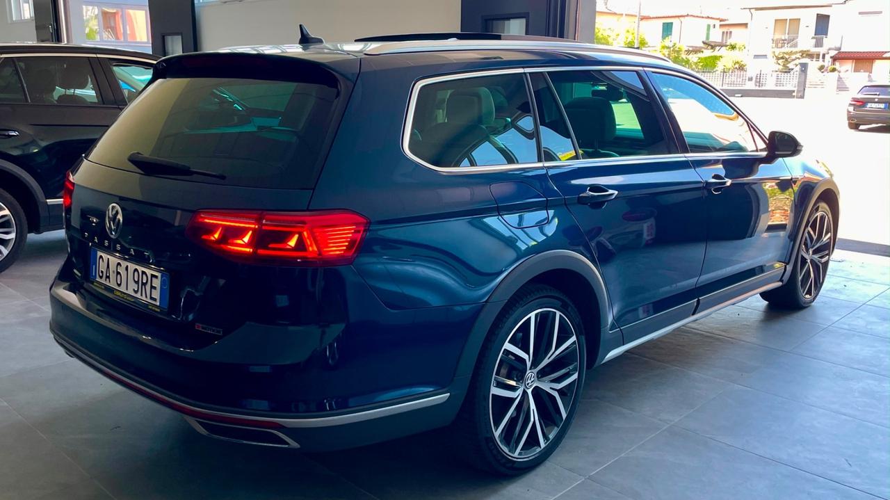 VOLKSWAGEN PASSAT 2.0 ALLTRACK 4MOTION BiTDI DSG 240CV - FULL LED, VIRTUAL COCKPIT, TETTO, PELLE
