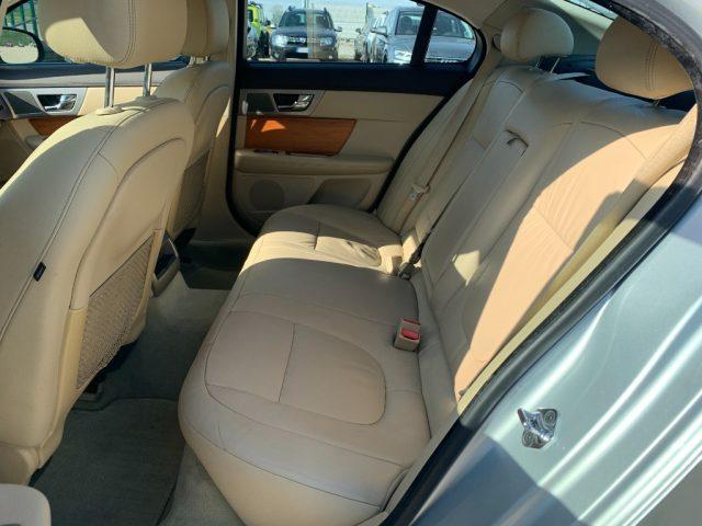 JAGUAR XF 3.0 V6 Luxury