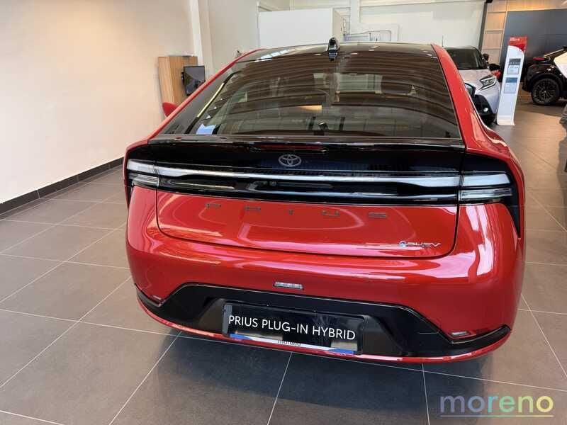 Toyota Prius 2.0 phev Lounge+