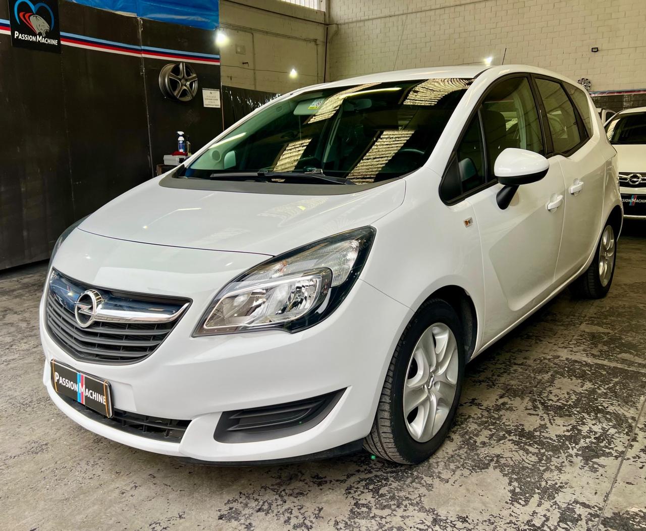 Opel Meriva 1.4 Turbo 120CV GPL con Gancio Traino