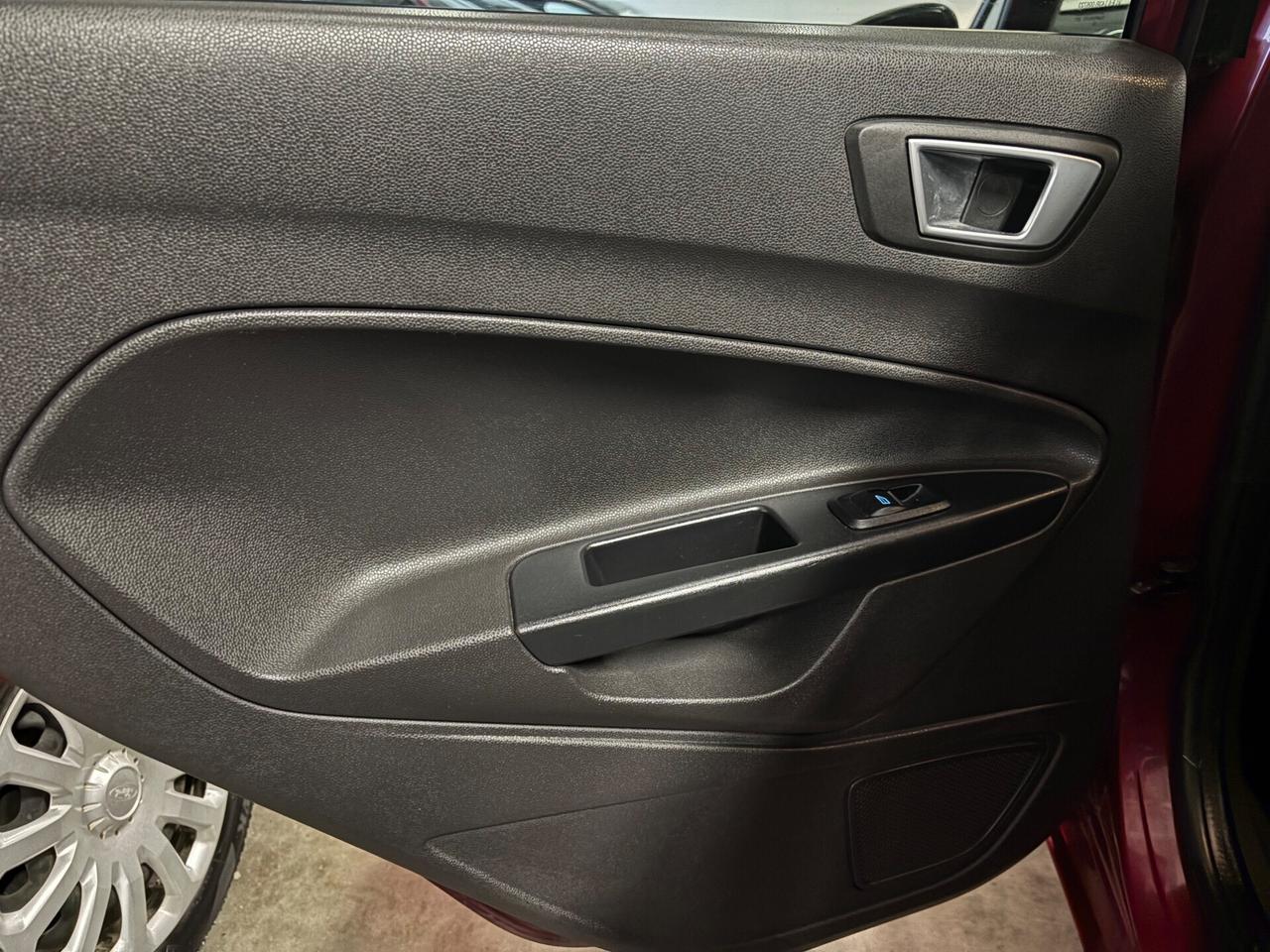 Ford Fiesta 1.5 TDCi Titanium OK NEOPATENTATI