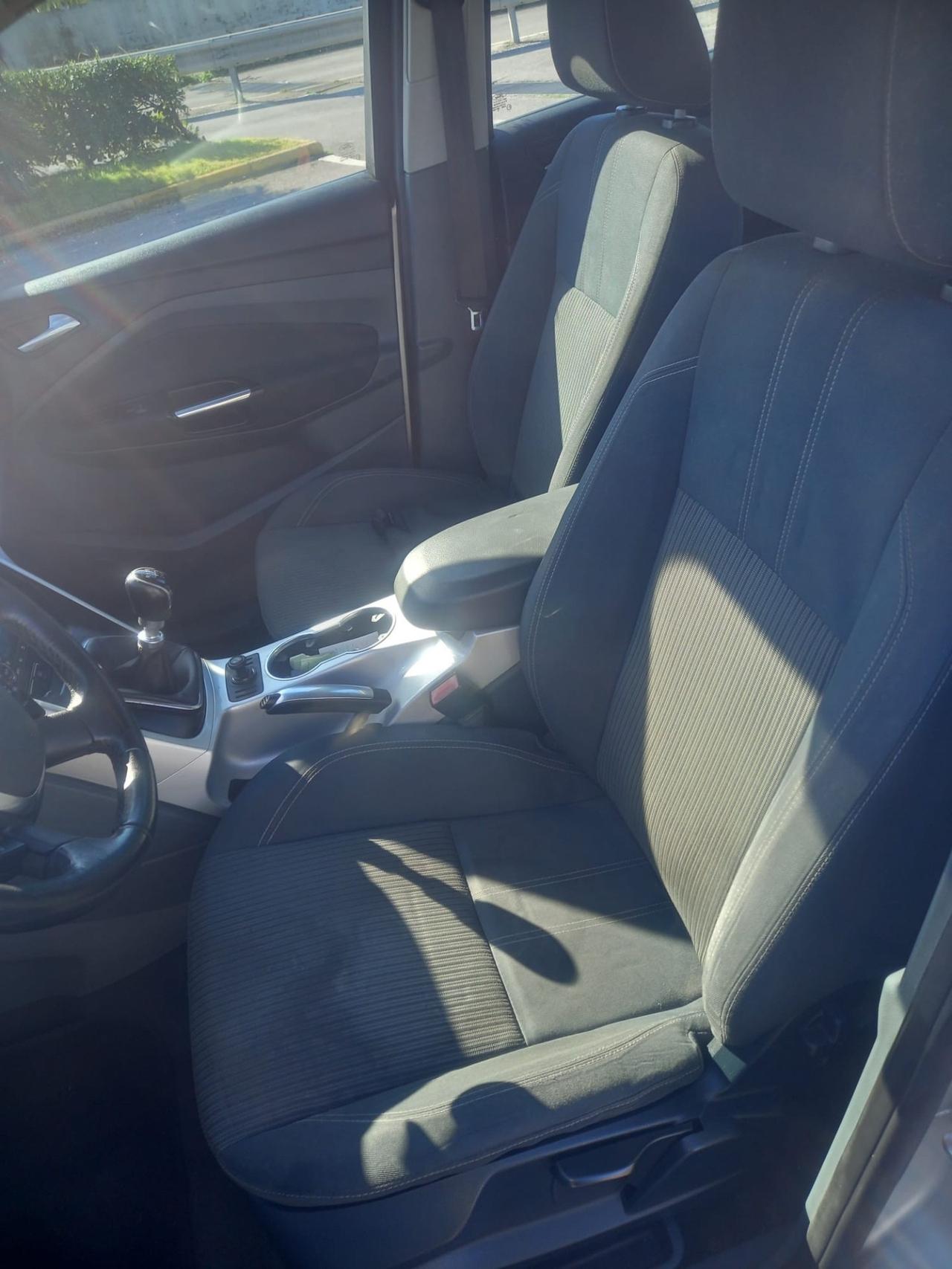 Ford C-Max 2012 motore rettificato