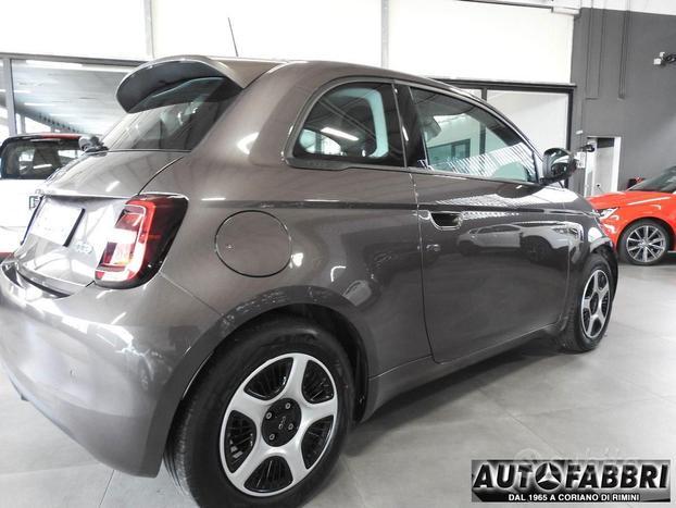 FIAT - 500 E - 500 Passion Berlina Car Play+