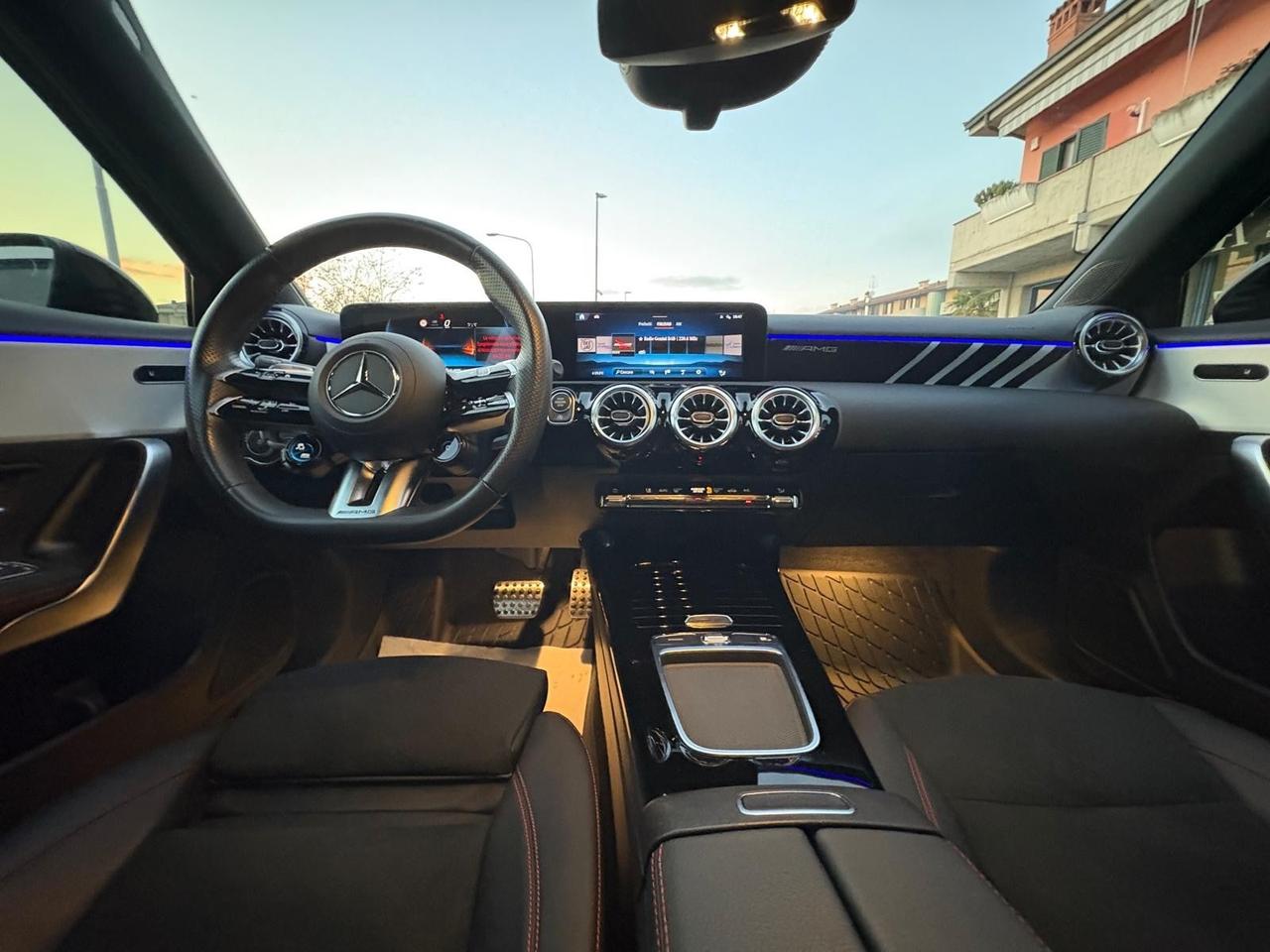 Mercedes-benz A 35 AMG 35 4Matic Premium Plus