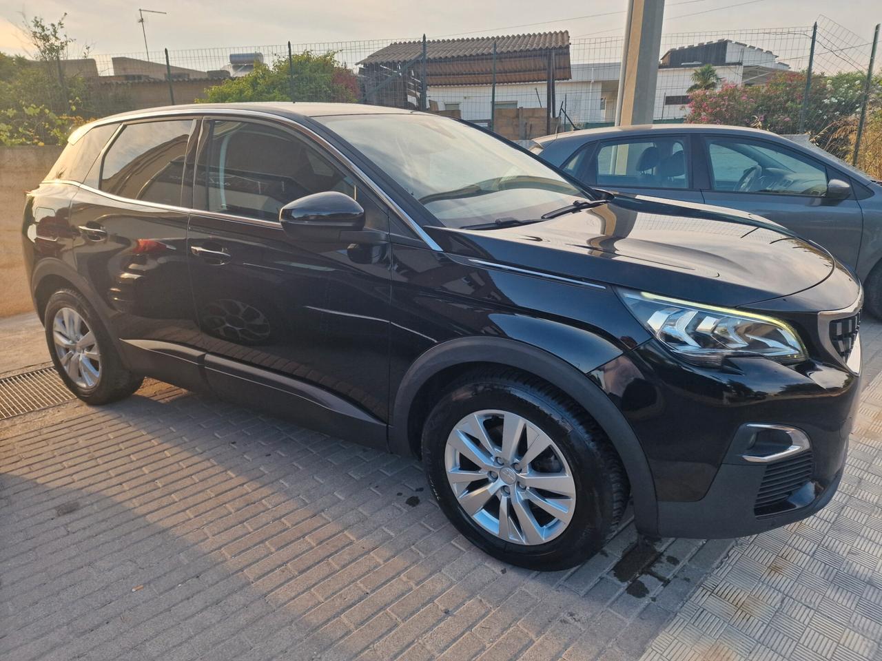 Peugeot 3008 BlueHDi 120 S&S EAT6 Business
