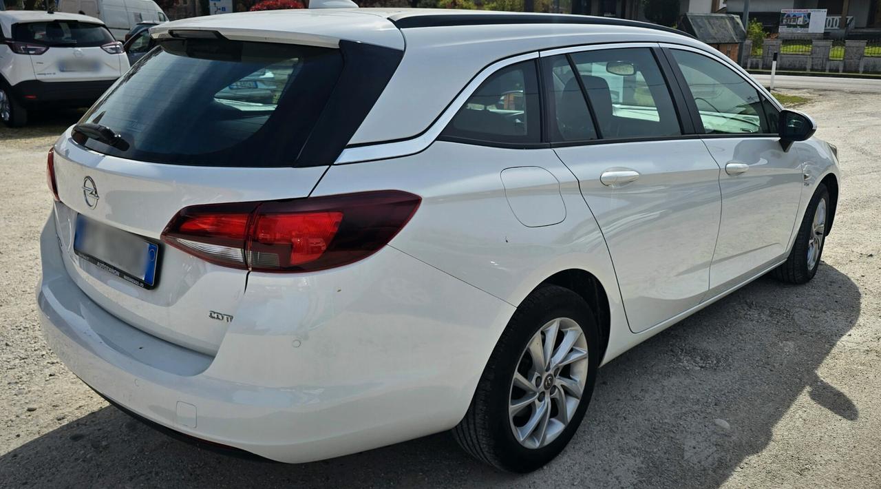Opel Astra 1.6 CDTi Sports Tourer - 2018
